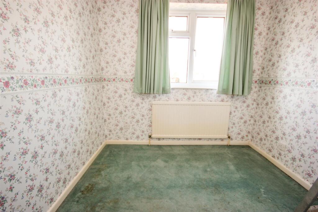 bed 3..jpg