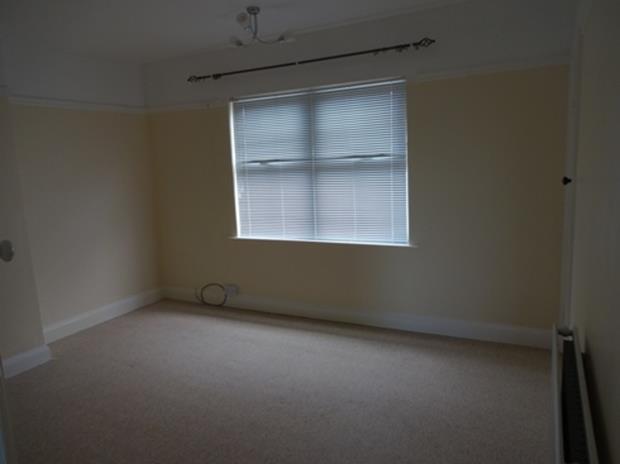 150IrchesterRoadMainBed