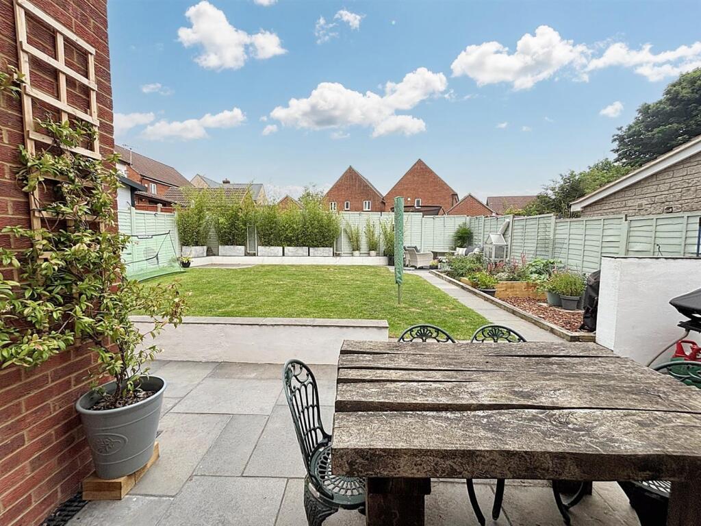 Garden 2.jpg