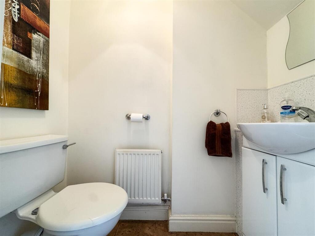 DOWNSTAIRS CLOAKROOM