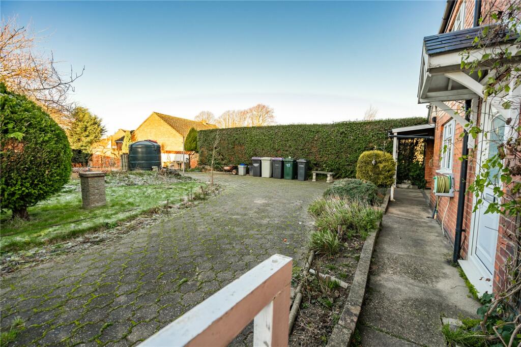 Garden (4)