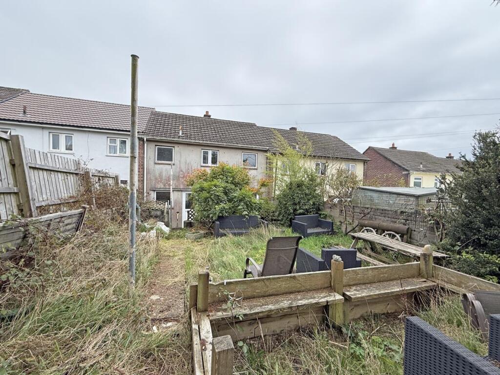 Rockfield Avenue 25 - Garden.jpg