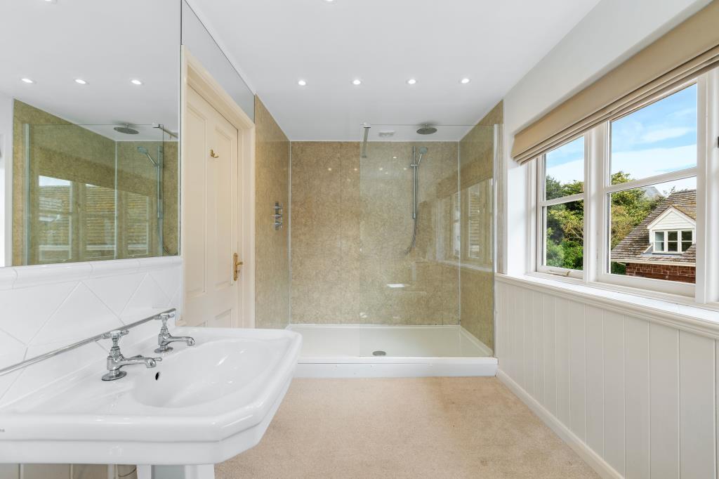 Bedroom 3 en-suite