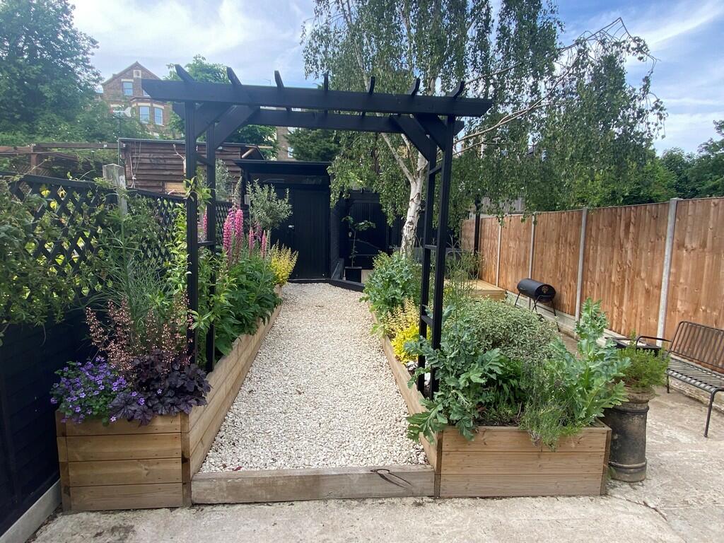 garden 2