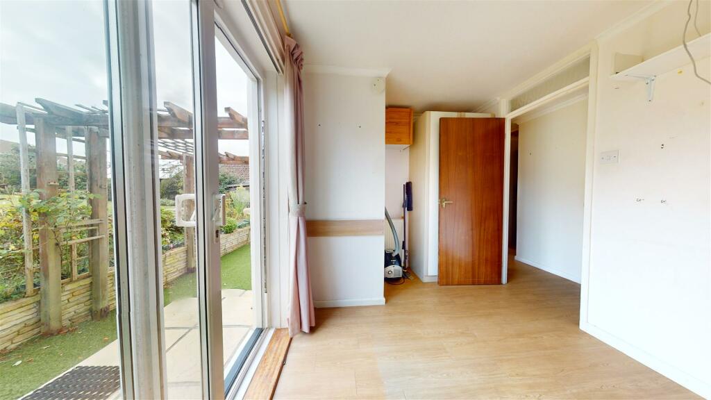 DINING BEDROOM.jpg