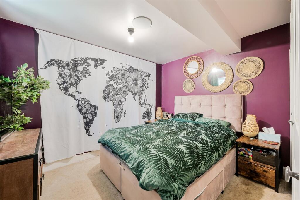 BRAMBLE WALK (4).jpg