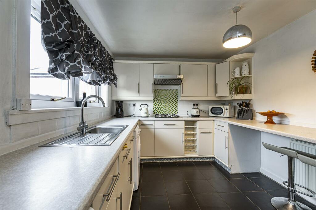 1 Whitefield Avenue Newtown 15.JPG