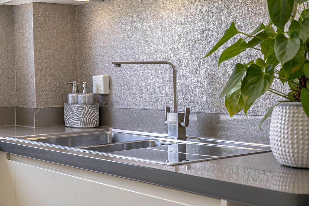 KITCHEN DETAIL 2