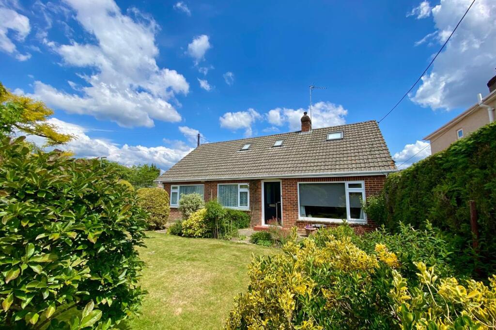 4 Bedroom Chalet Bungalow for Sale