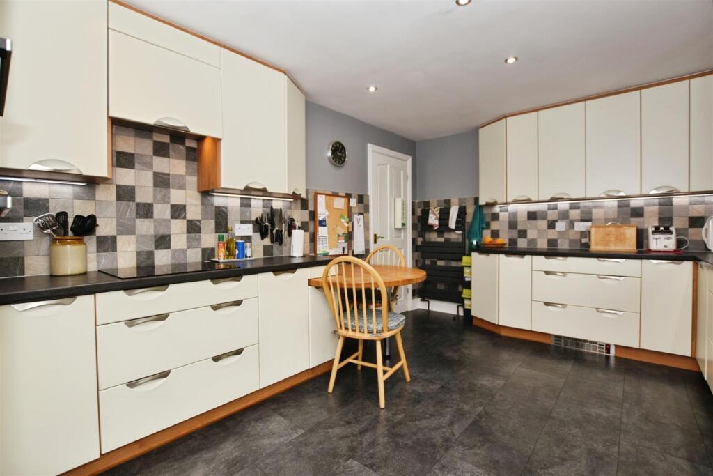 Breakfast Kitchen