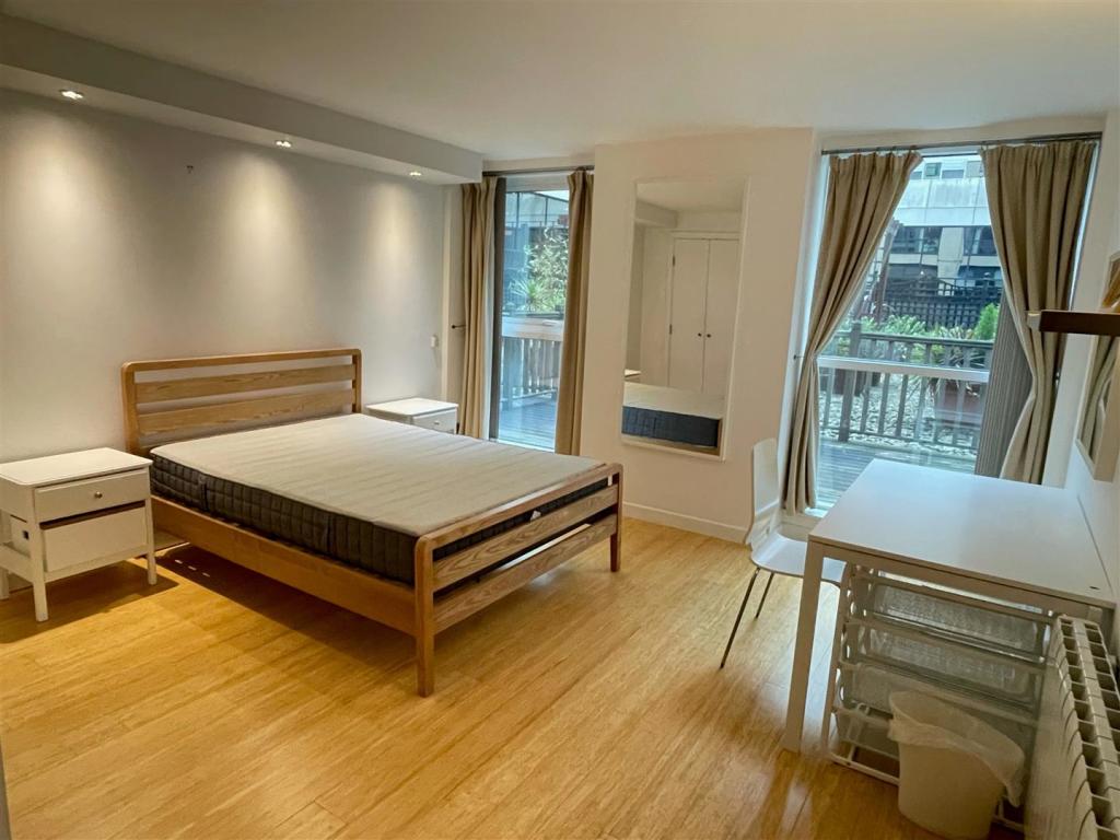 2 QCC bed.jpg