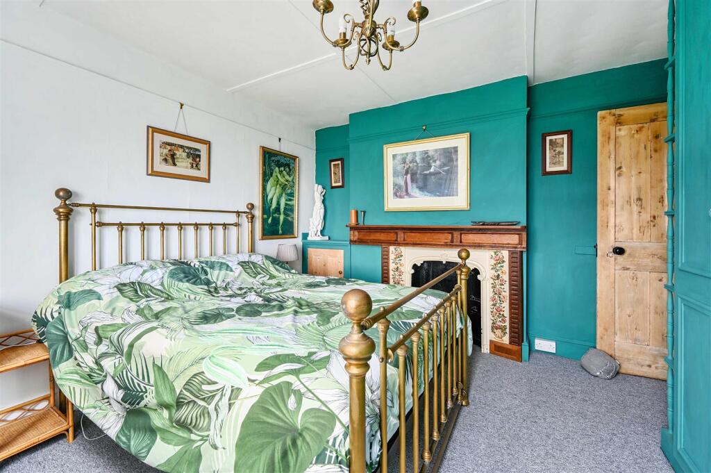 5 ST MARYS TERRACE - TN343LS (39).jpg