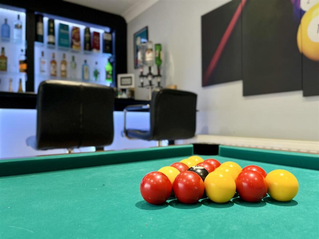 Bar-Games Room A.jpeg