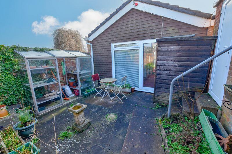 REAR COURTYARD GARDEN