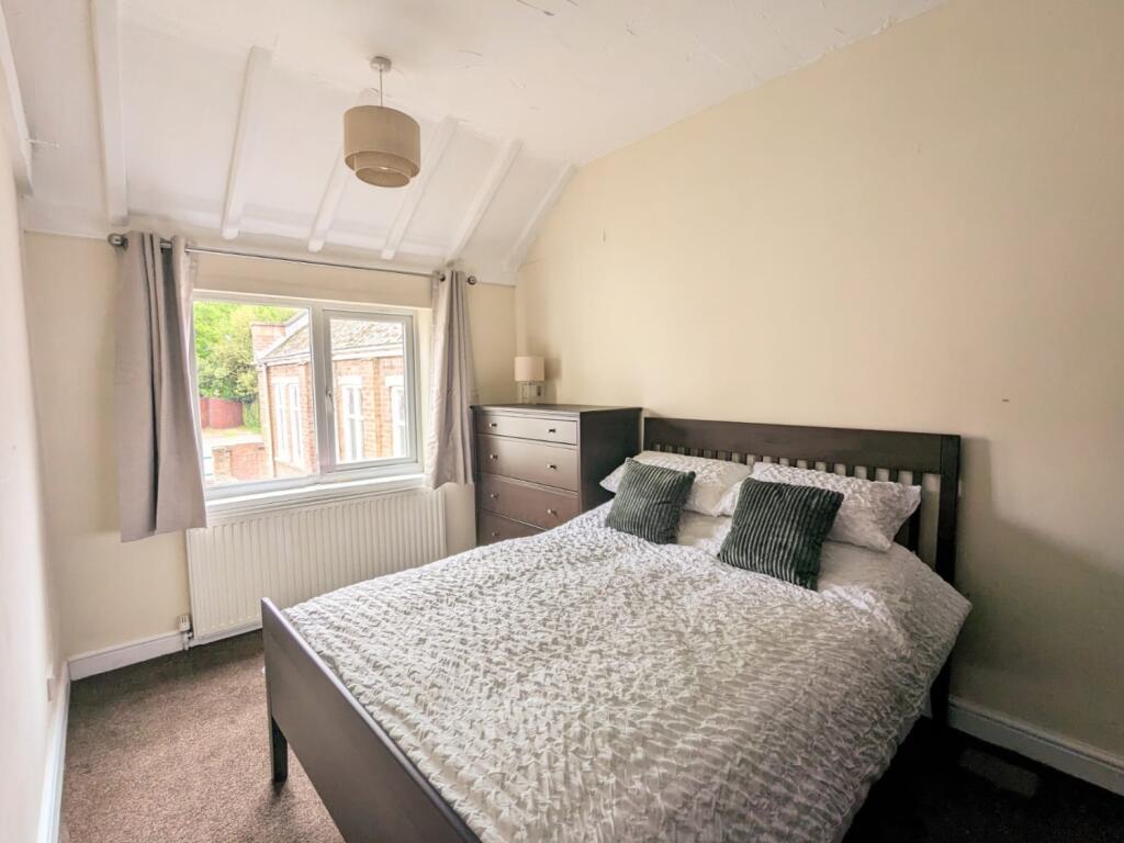 bed 1