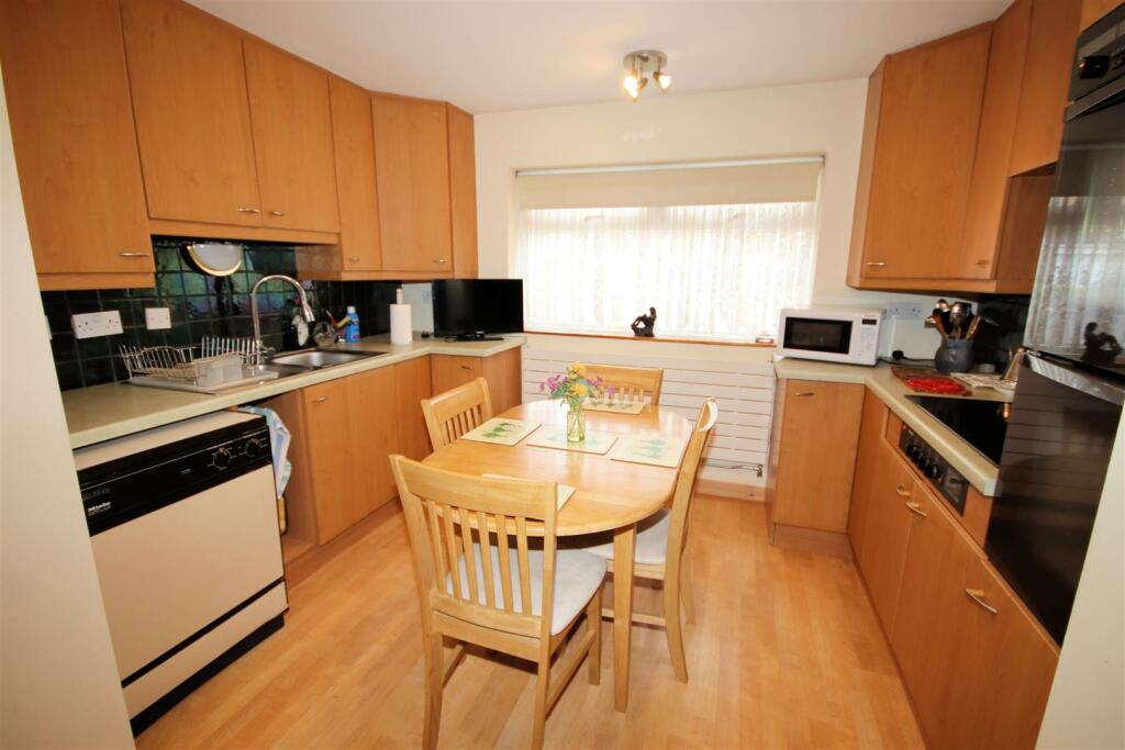 View of Kitchen/Breakfast Room