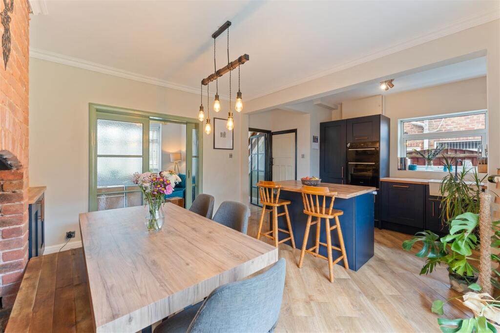 Kitchen Diner