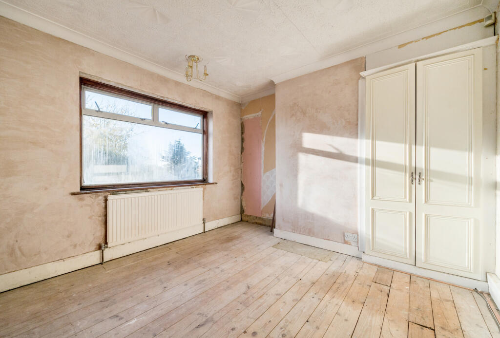 1381156-3-693032b...