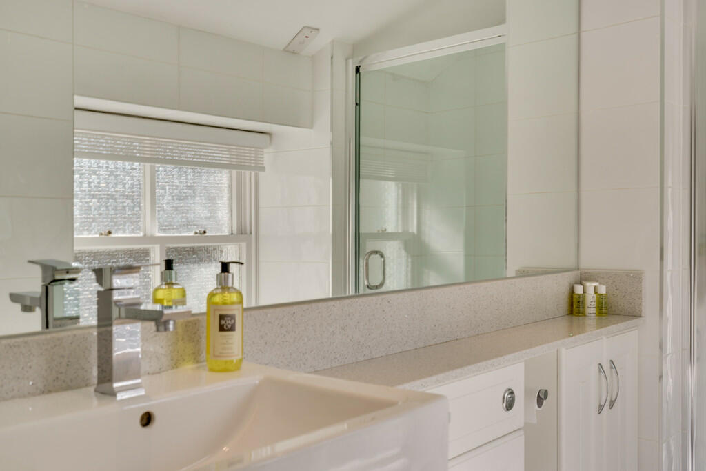 En Suite for Bedr...