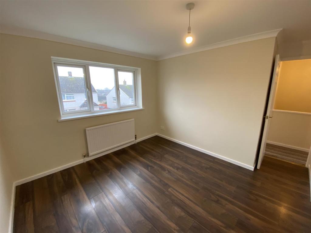 Bedroom 1.jpeg