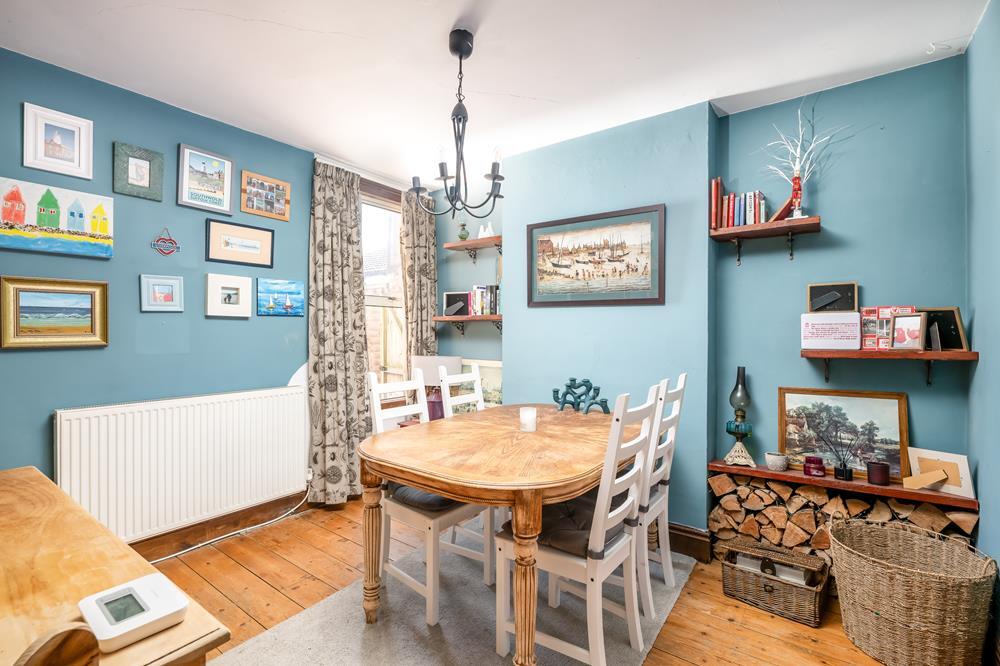 250417 - 99 George Street, Bedford - 08
