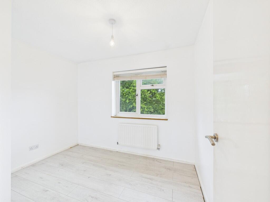 CAM04018G0-PR0288...