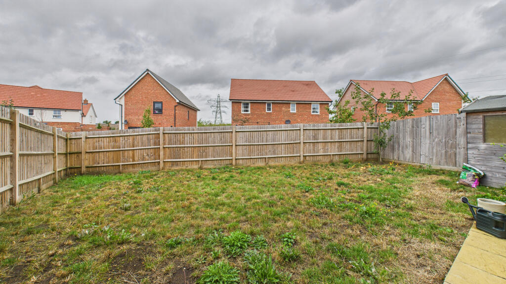 CAM04968G0-PR0063-STILL005