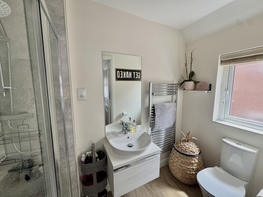 Ensuite