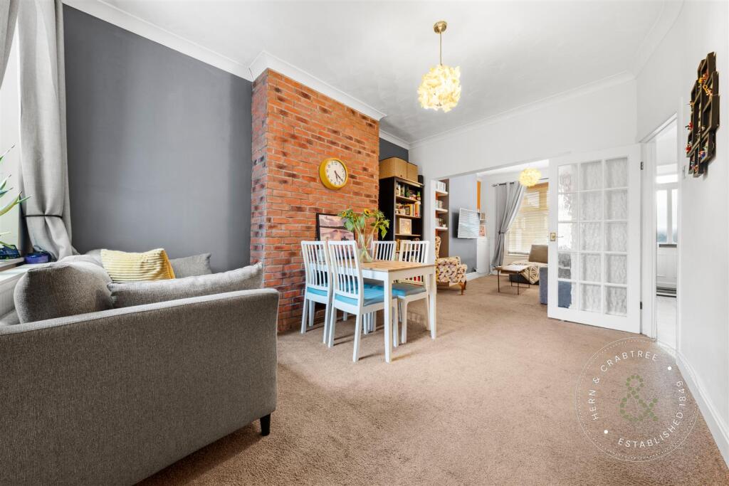 Treharris Street (6).jpg