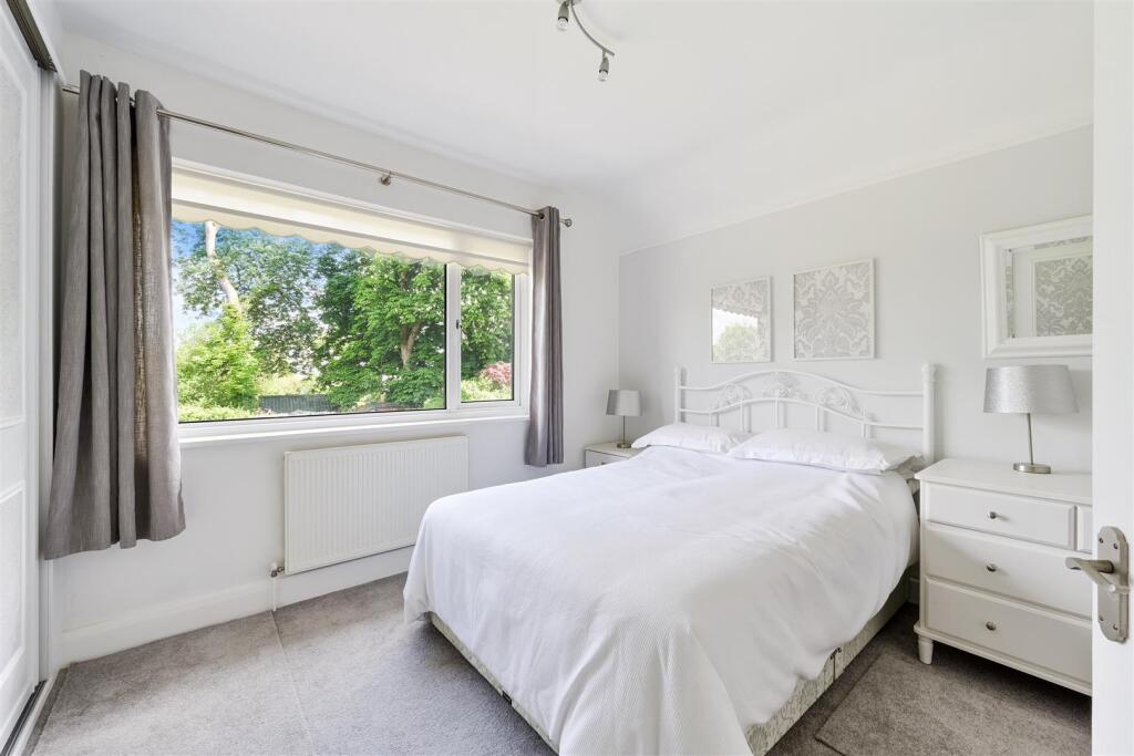 GREENHAYES AVENUE, 90 - 7.jpg