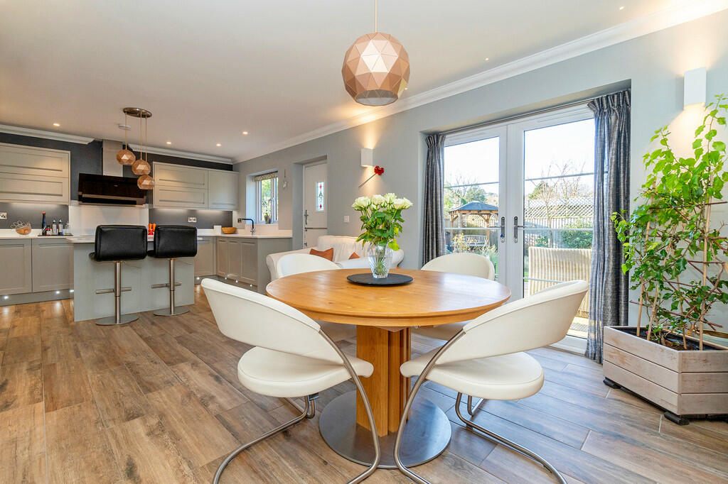 Kitchen/Dining Ro...