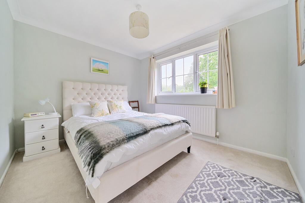 1299002-20-683f06...