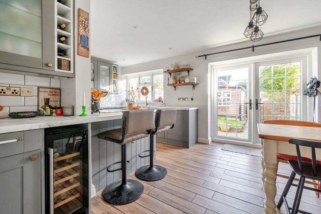 Kitchen / Dining Room