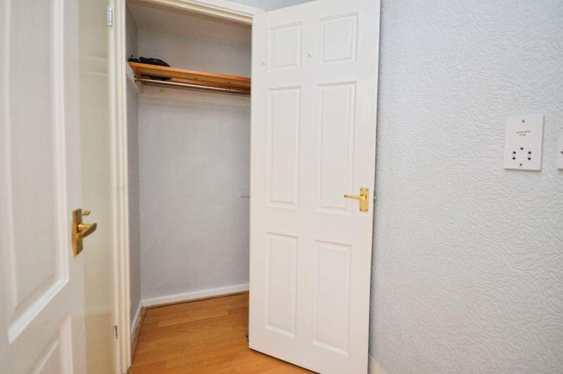 Storage cupboard/wardrobe