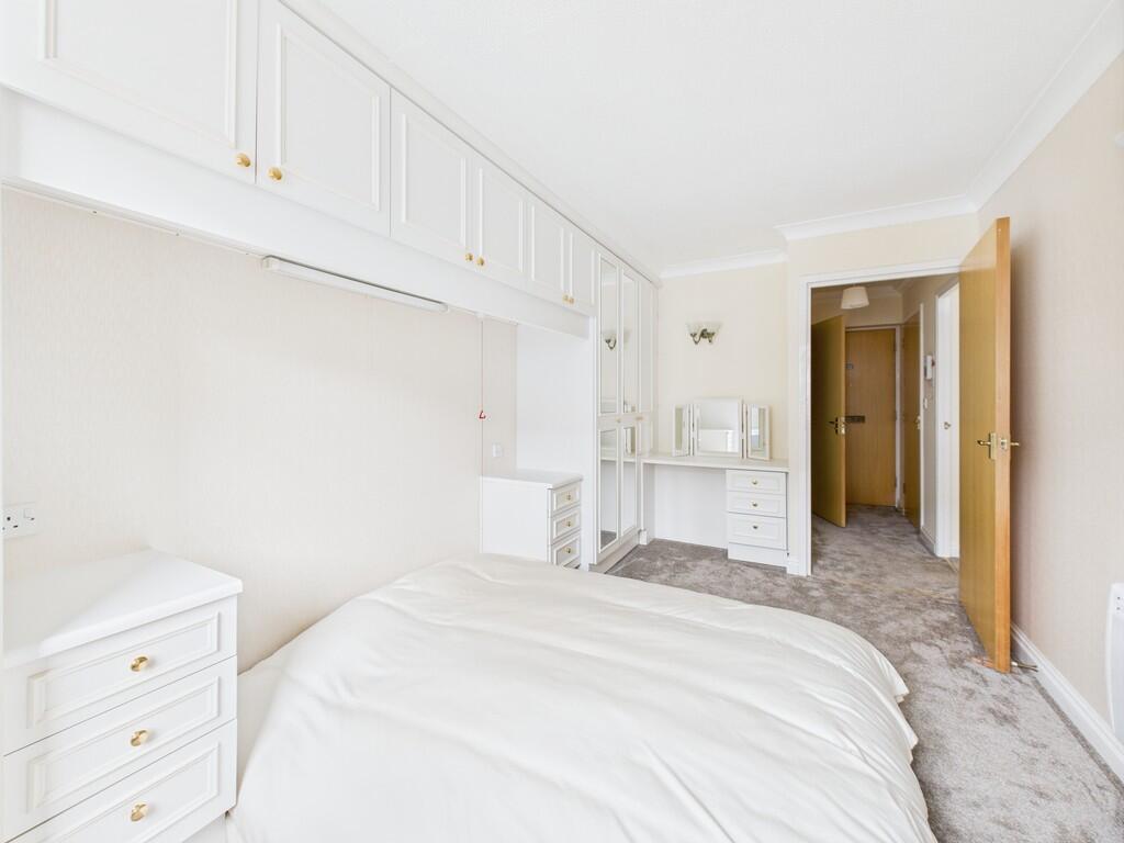 CAM03974G0-PR0162...