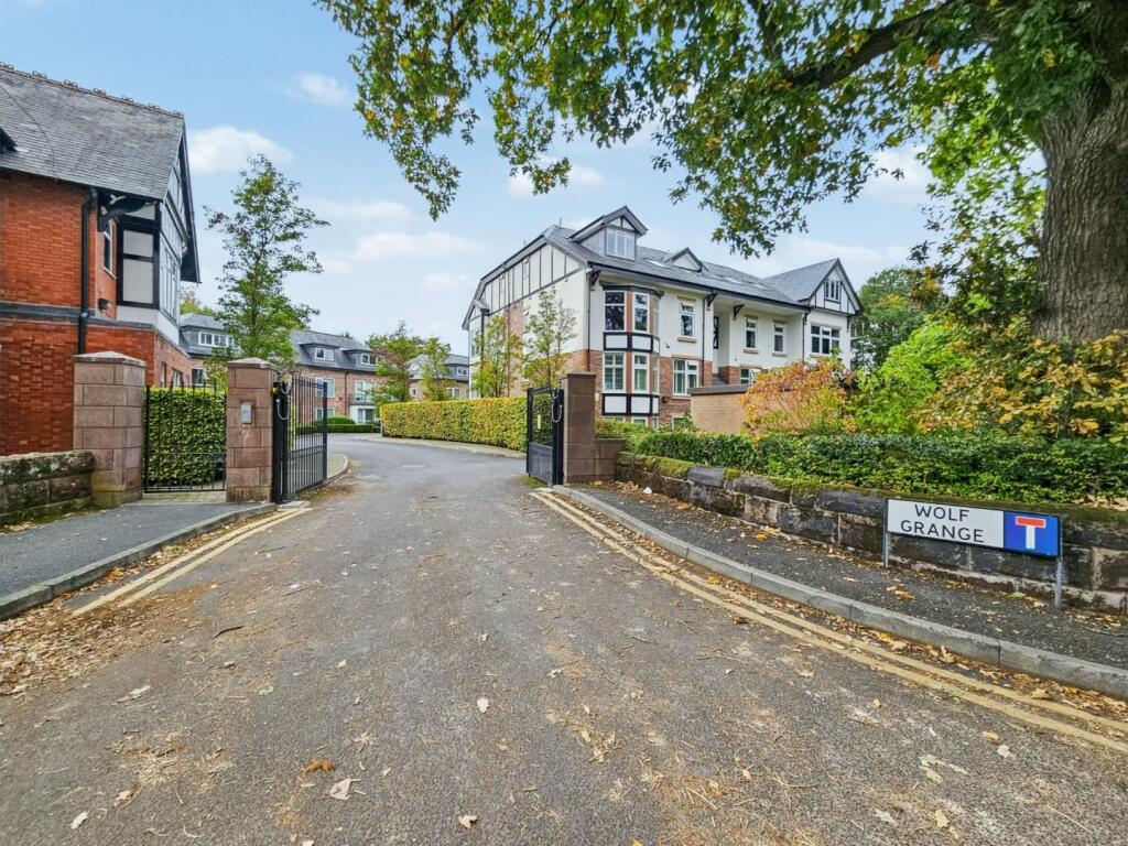 Wolf Grange Entrance