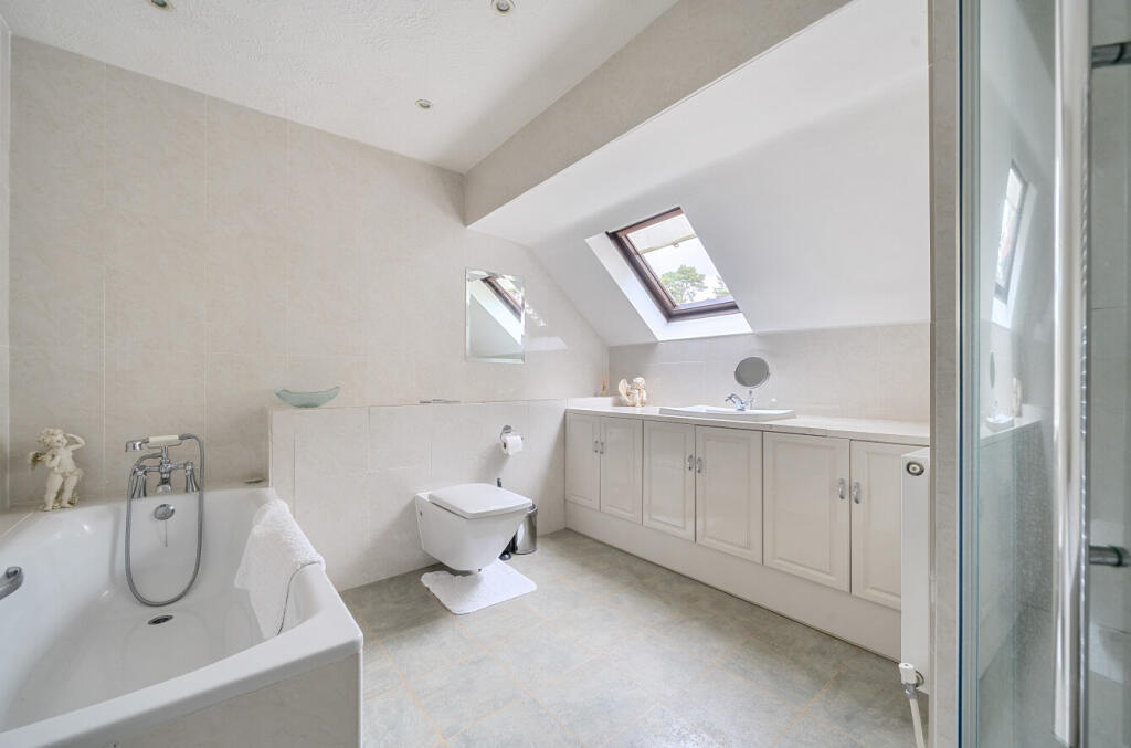 1364716-21-68f230...