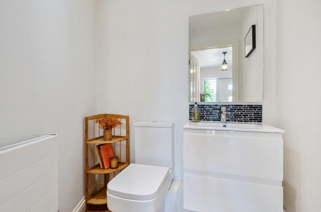 1312332-15-685437...