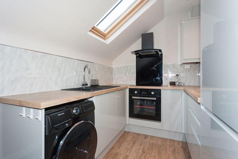 OPEN PLAN LOUNGE KITCHEN DINER