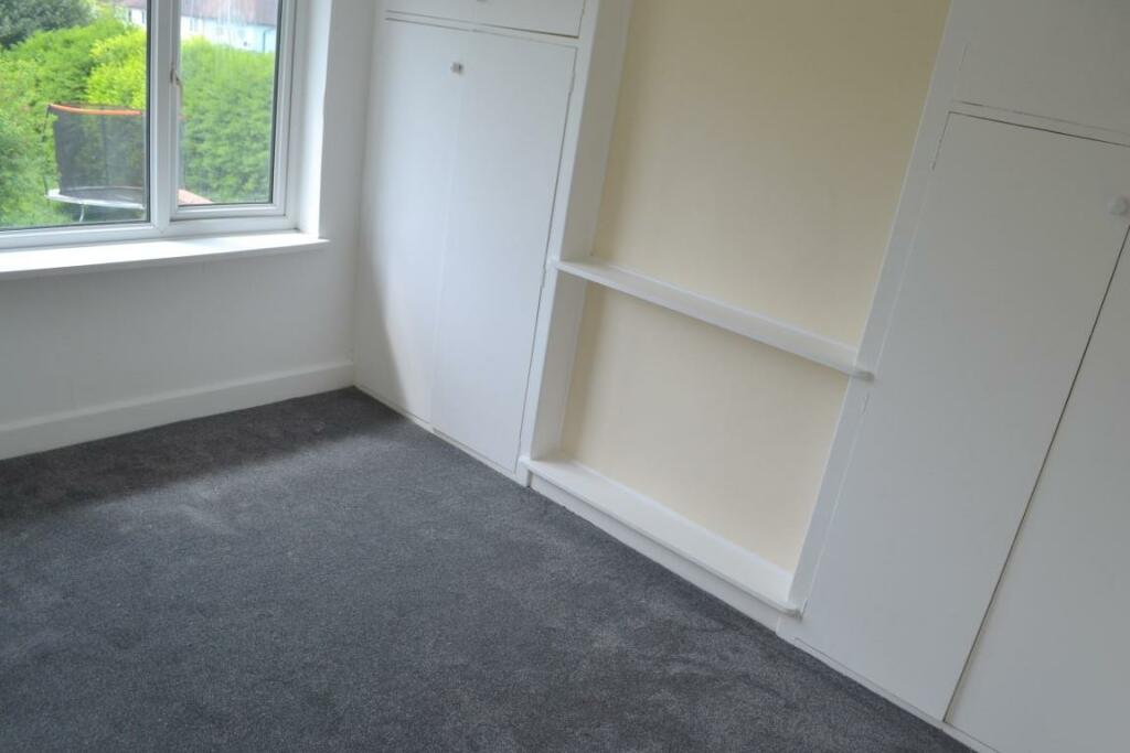 Bed 1 (Medium).JPG