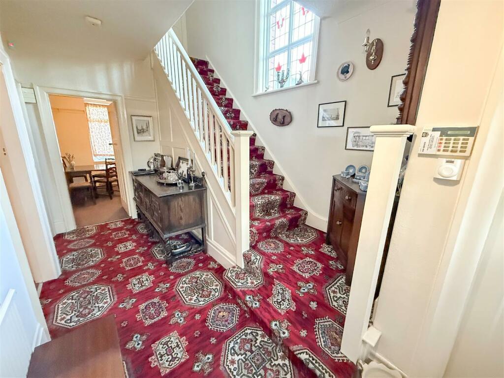 ENTRANCE HALL