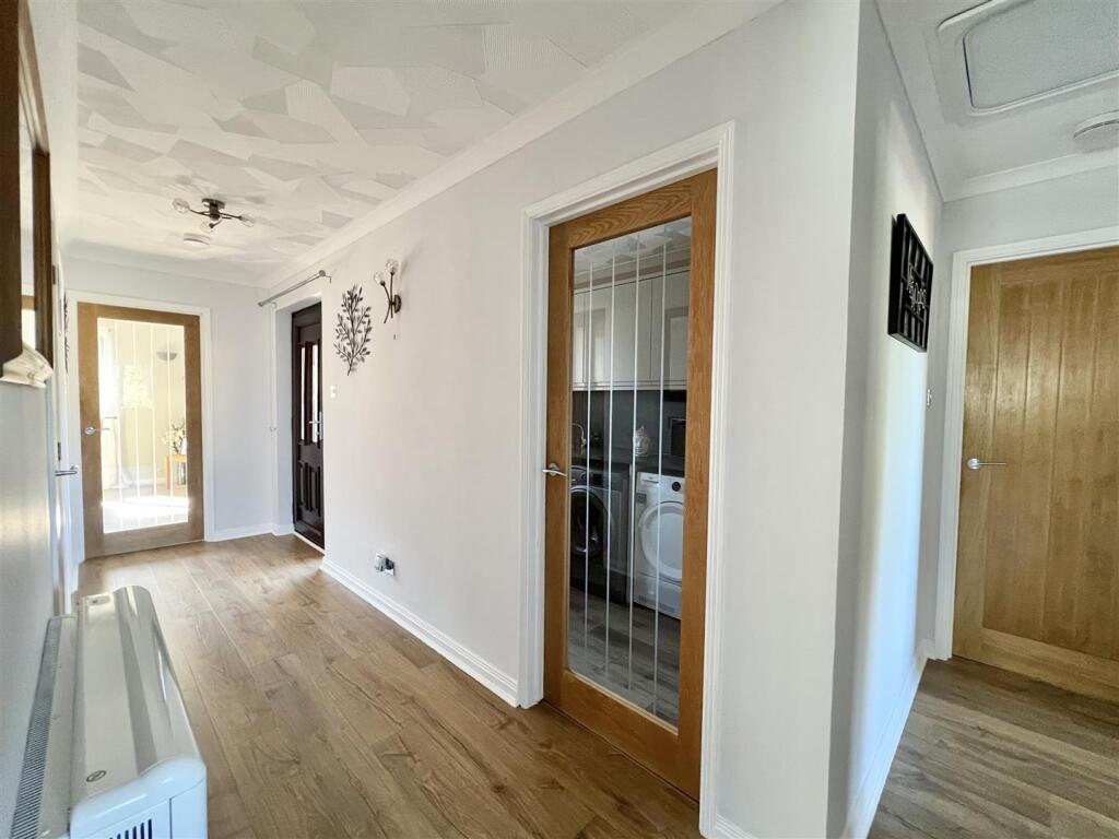 Entrance Hall: