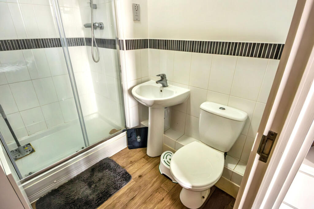 cooperagegr8837287320250611165611_Ensuite-Im2_7...