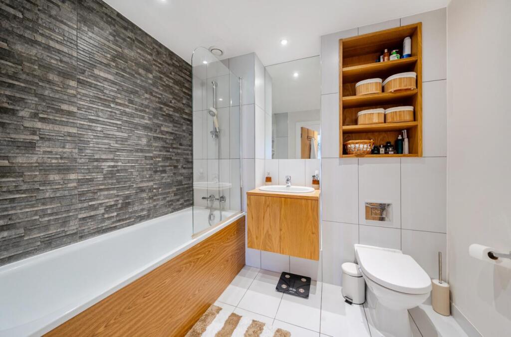 Davidson Frost-Wellings, DFW, Clement Court, Stanm