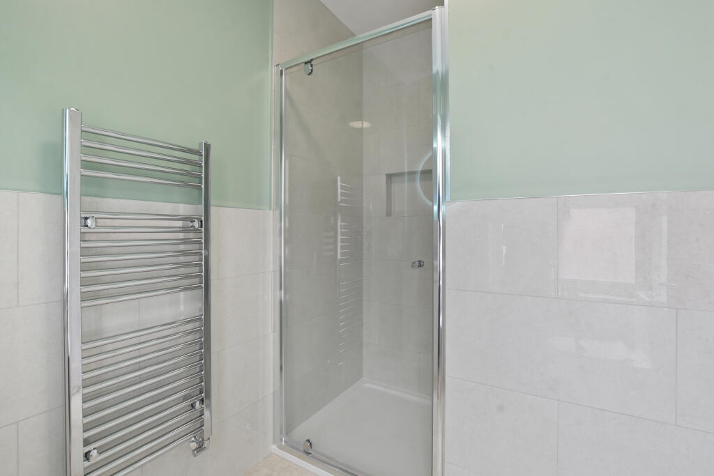 10 - 2A 27B Church Lane - Shower 2 -Original (6...