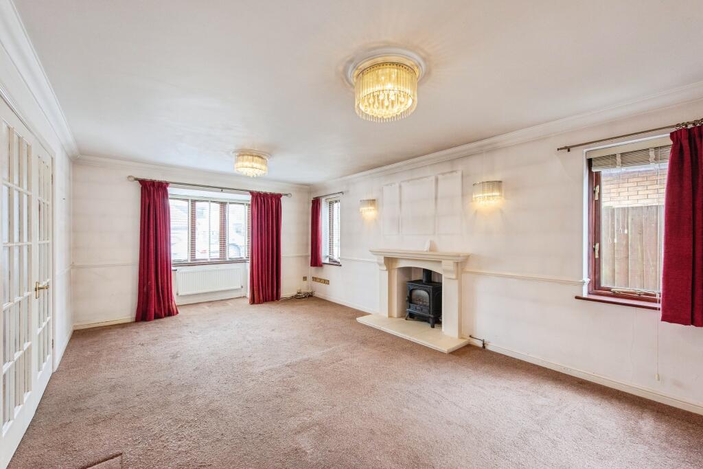 15 Langford Close Stowmarket, IP14 1TX