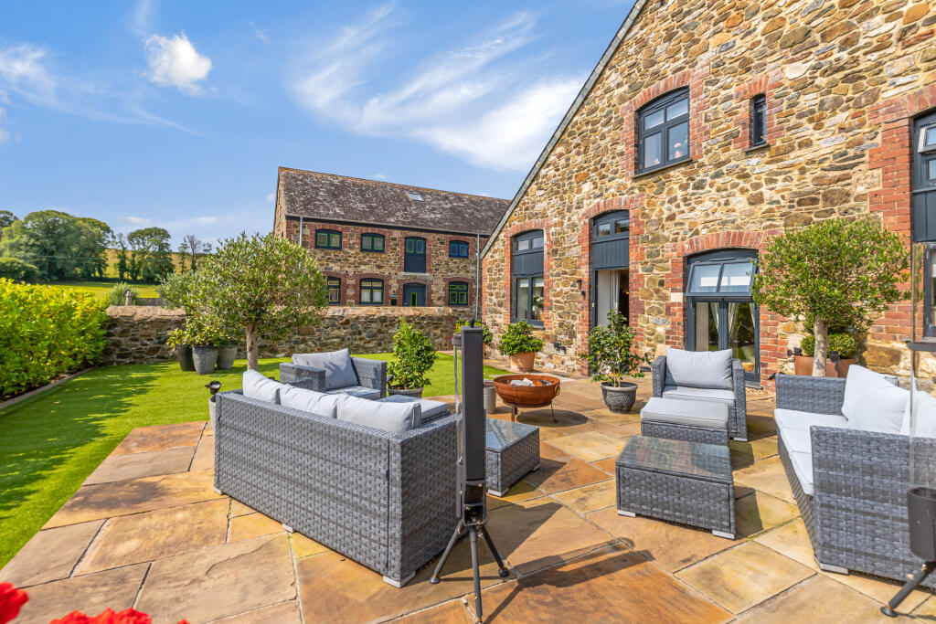 A01 - Elder Hareston Farm Barns, Hareston, Yealmpt