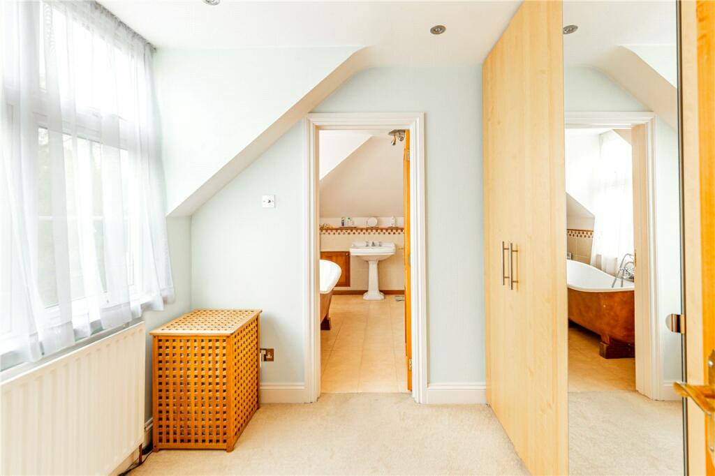 Dressing/Ensuite