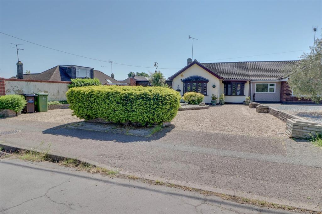288 SOUTHEND ROAD SS11 8PS-21.jpg