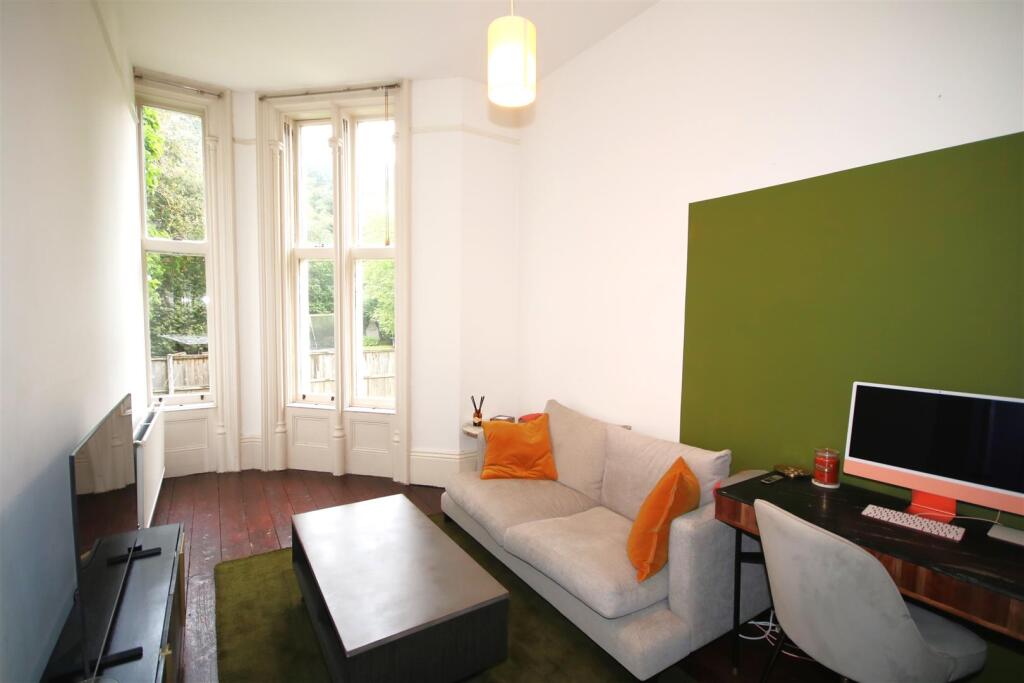 Bedroom 2a.JPG